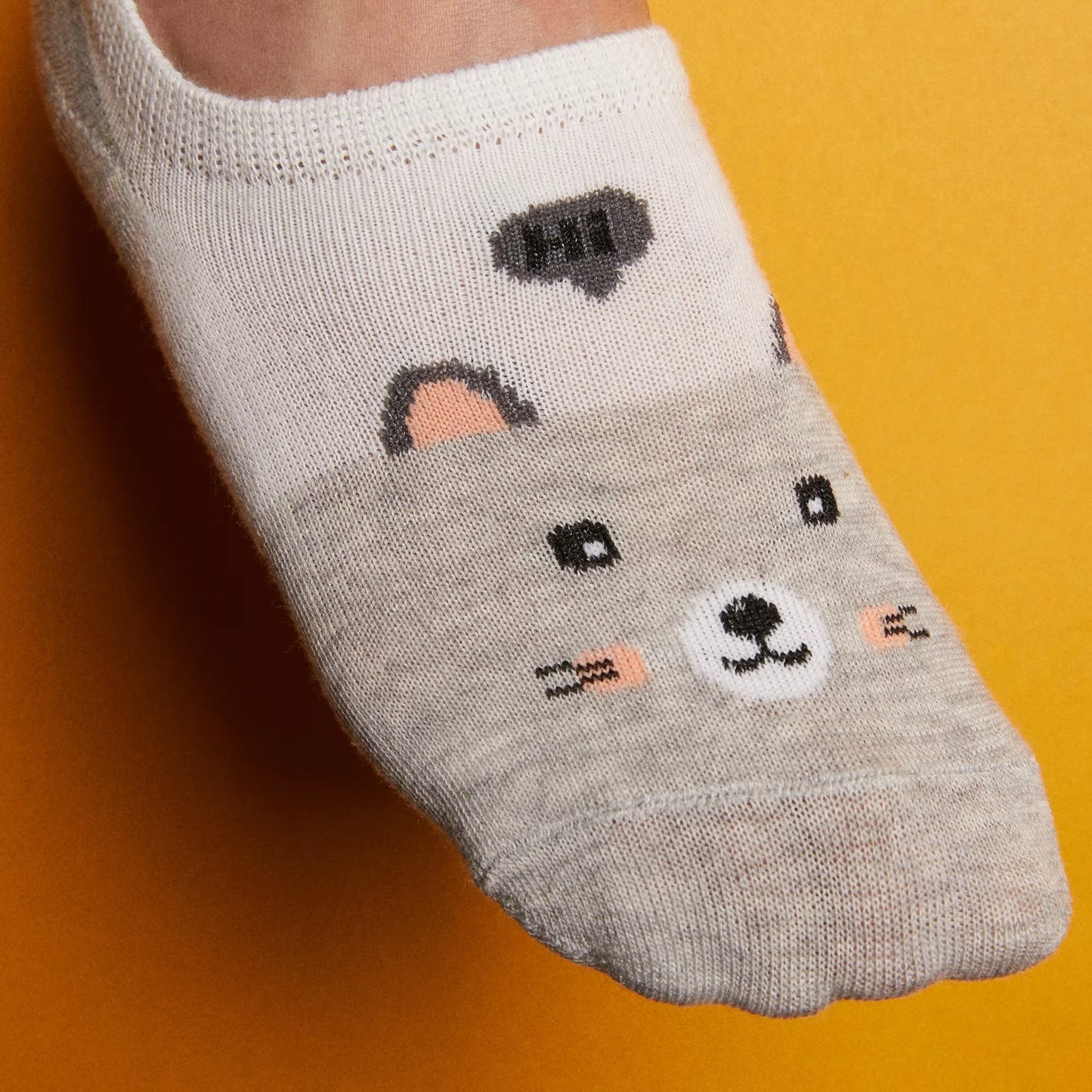 Custom Cartoon Pattern Bamboo Fibre Cute Girls' Low-Ankle Teen Socks